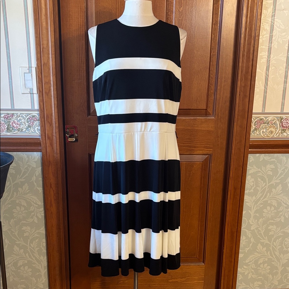 Ralph Lauren Black and White Striped Dress. Women’s size 14